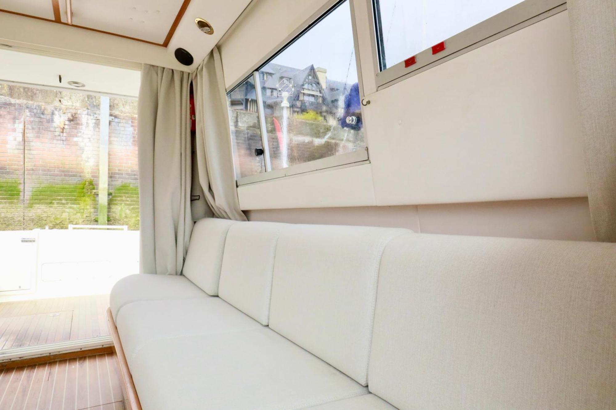 Yacht Deauville Luaran gambar